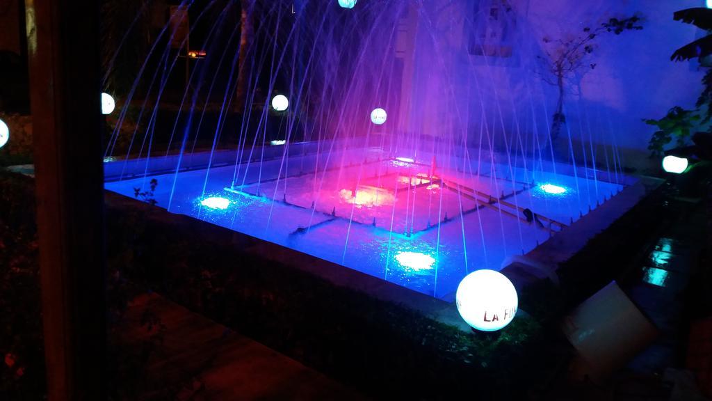 La Fontaine Apartments 캔디아 외부 사진